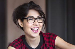 servicio-ortodoncia-chica